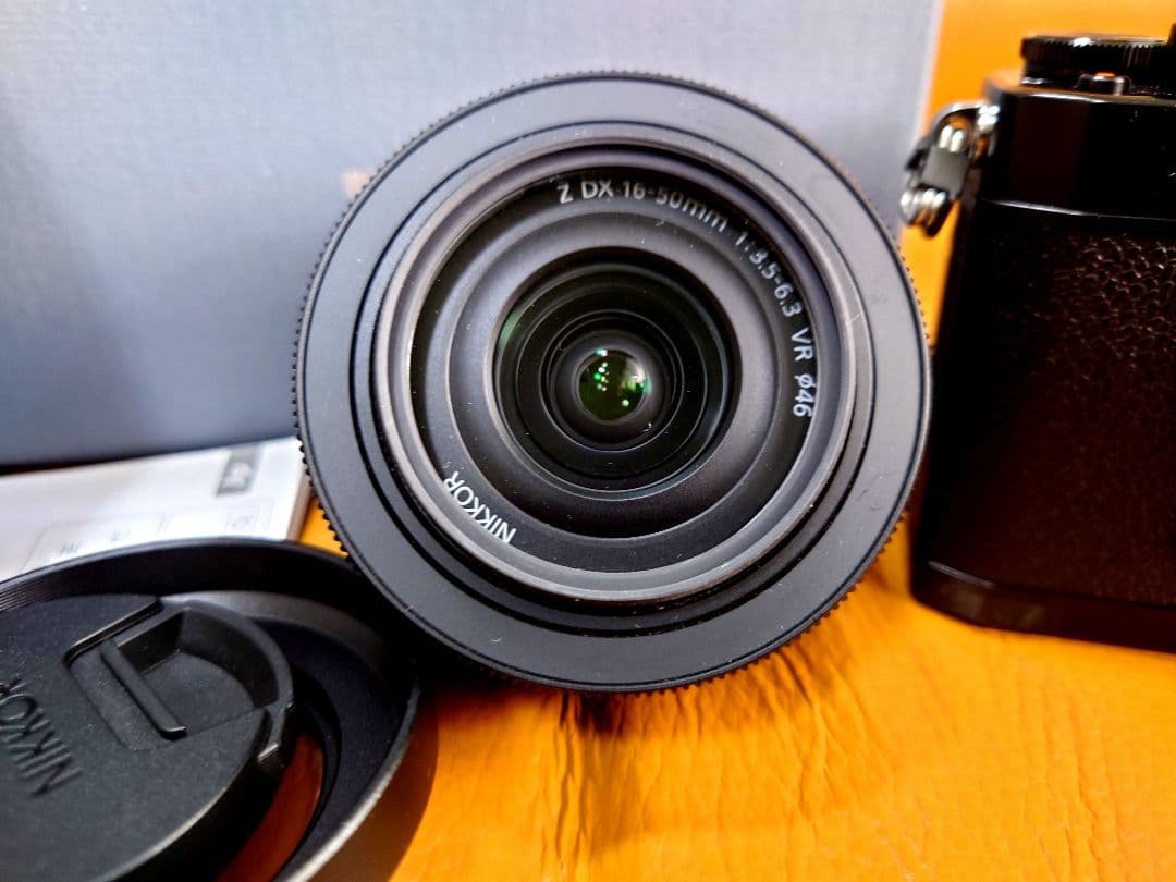 超美!Nikon Zfc Black+z16-50vr+金属フード+保護フィルタ