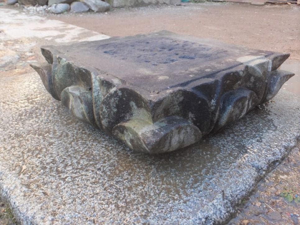 希少品・四角蓮華台石・飾り台・盆栽台