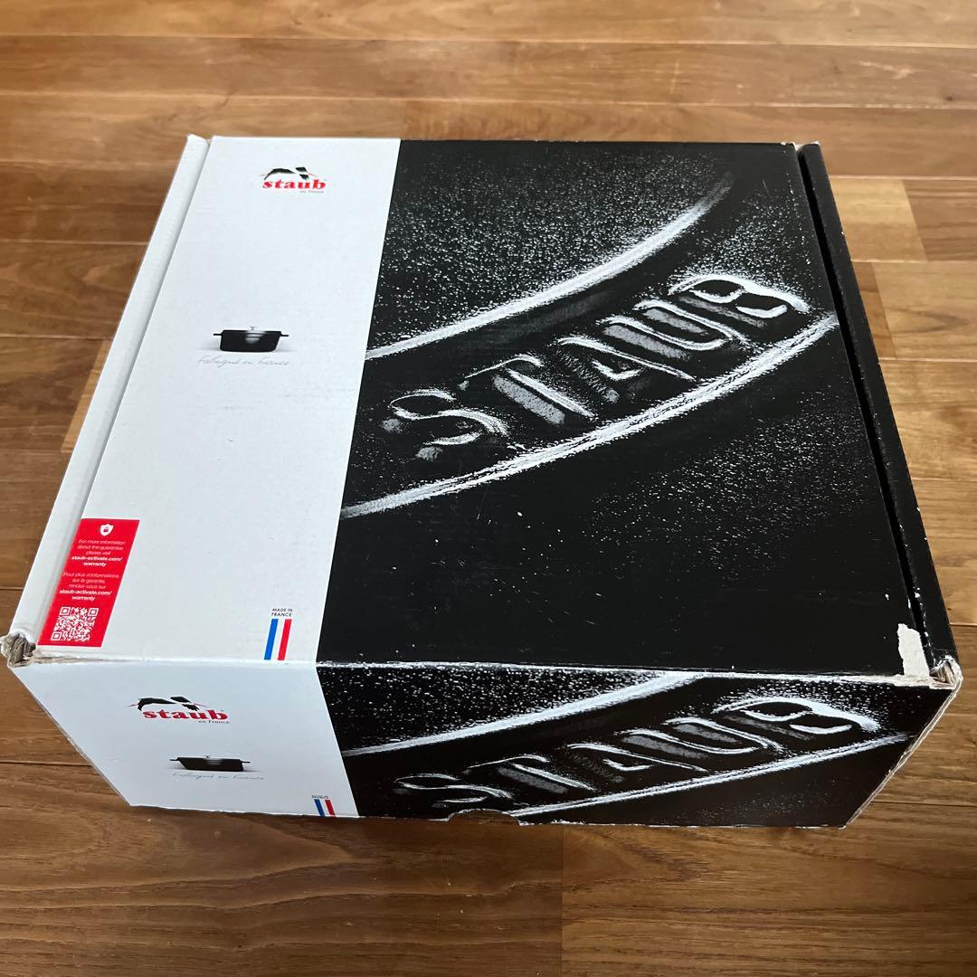 未使用 STAUB フレンチオーブン リリー 24cm グランブルー 両手鍋