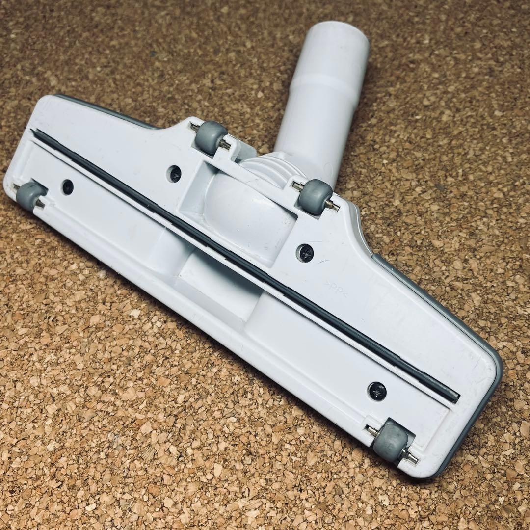 Makita充電式クリーナーCL107FDSHW充電器.バッテリー付属紙パック式