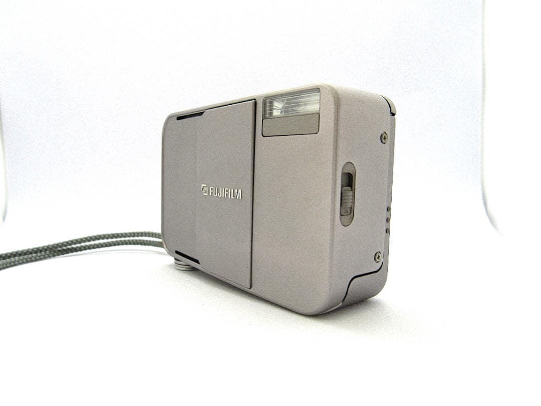 【動作品】 FUJIFILM CARDIA mini TIARA フィルムカメラ