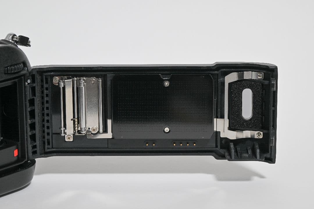 フィルムカメラ Nikon F100+Micro-NIKKOR-P Auto 55mm f3.5