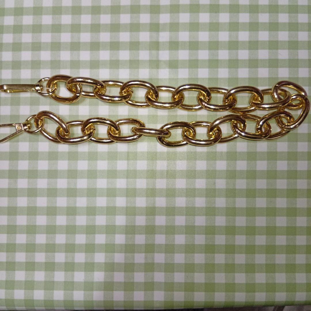 PRADA ブラックショルダーバッグ キルティング　ノベルティ