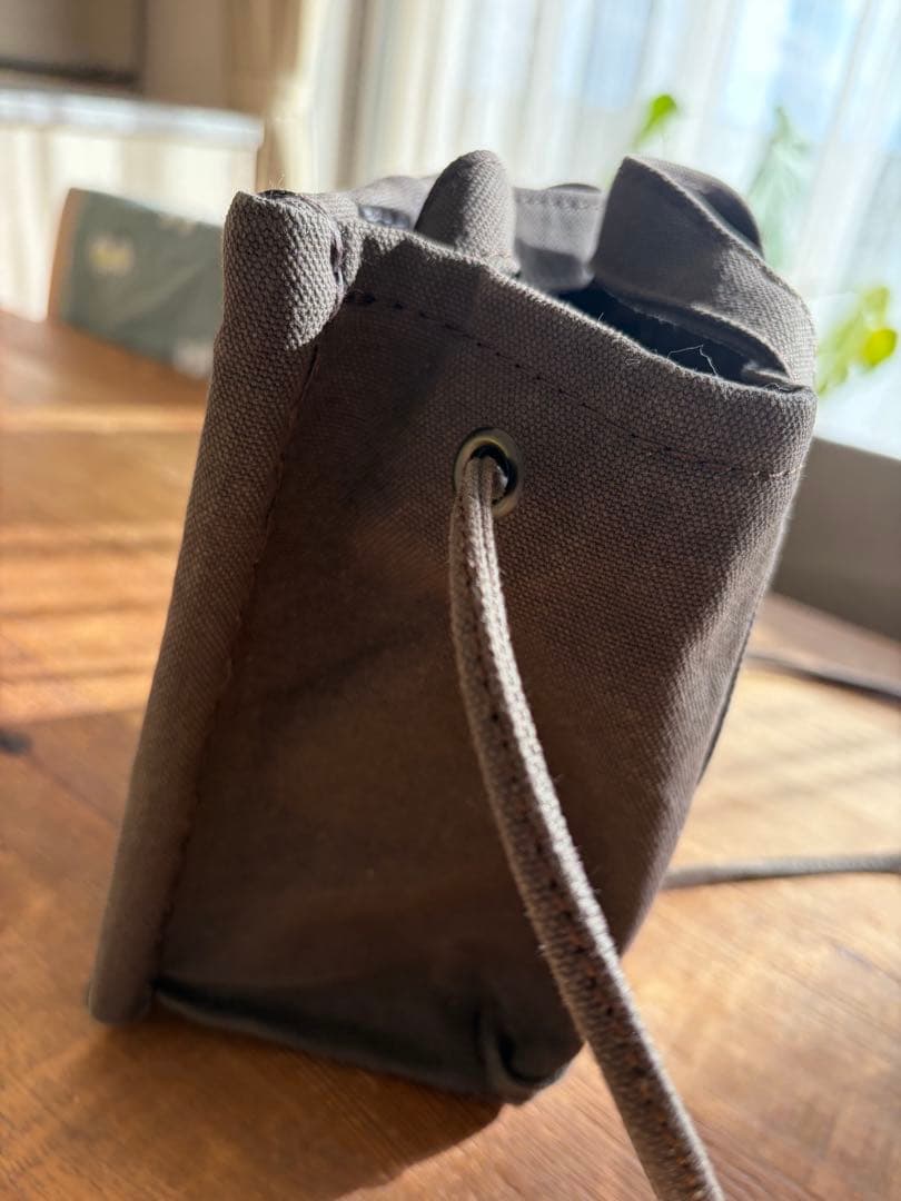 お値下中　エバゴス ebagos キャンバスカゴ袋ショルダーカーキ付属品付