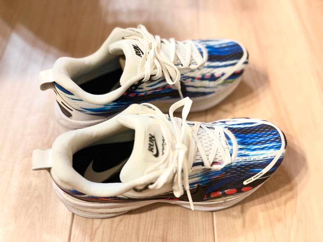 【当日または翌日発送】ナイキ ボメロ18 25.5cm 蛍光