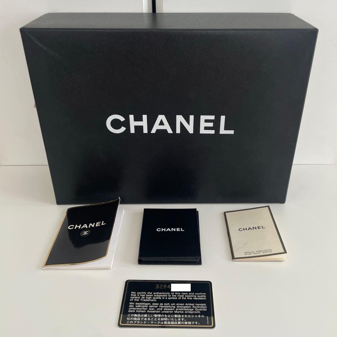 CHANEL クラシック ハンドバッグ 25 ラムスキン マトラッセ