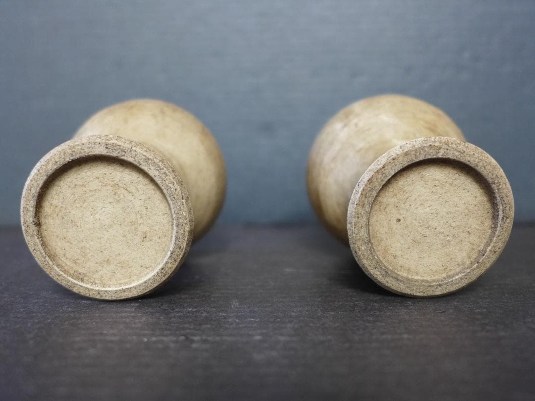 蔵出し　時代物　古瀬戸　大変古い酒器　酒器一対　小壺　白釉薬　古美術　骨董