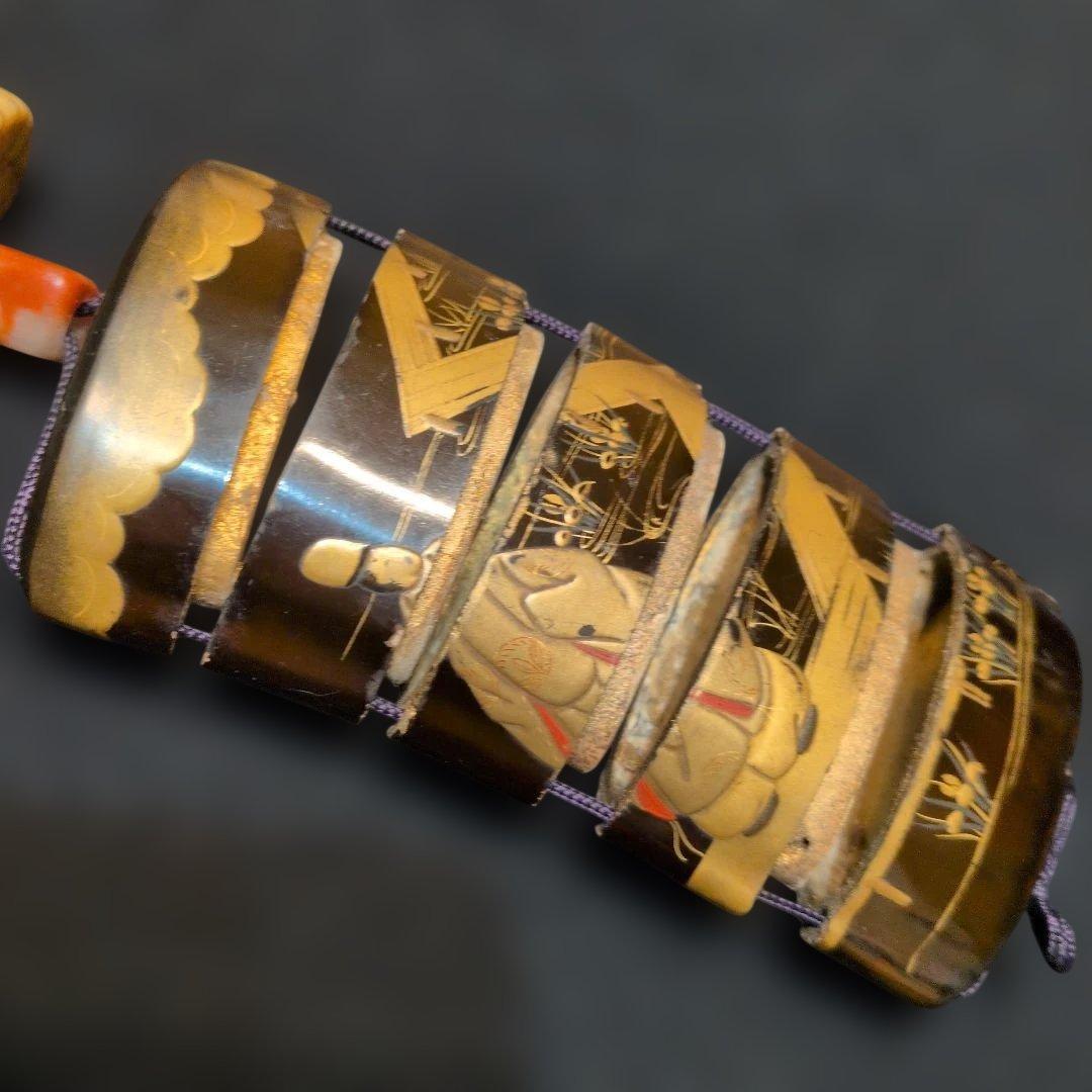 金蒔絵　印籠　人物根付