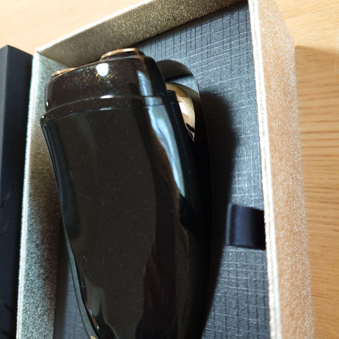 アーリーバード 　EMS複合美顔器FacePump™ Premium