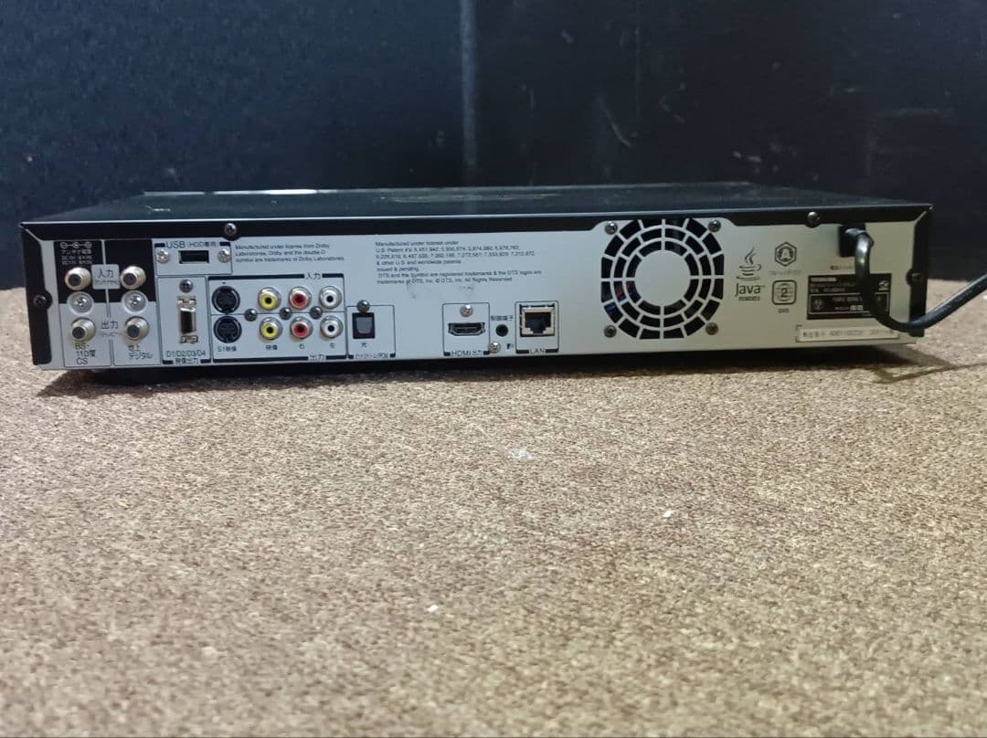完動品 美品 東芝 1TB 2チューナー ブルーレイレコーダー RD-BZ810