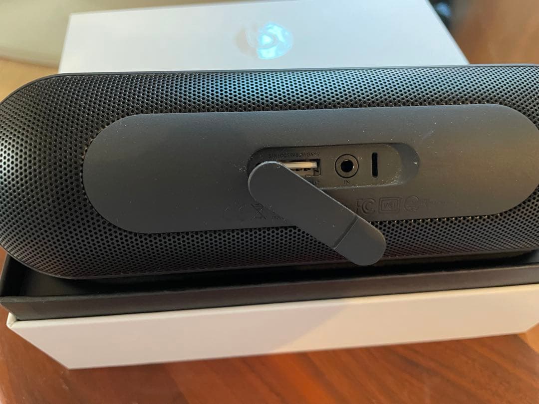 Beats pill+ ポータブルスピーカー ブラック