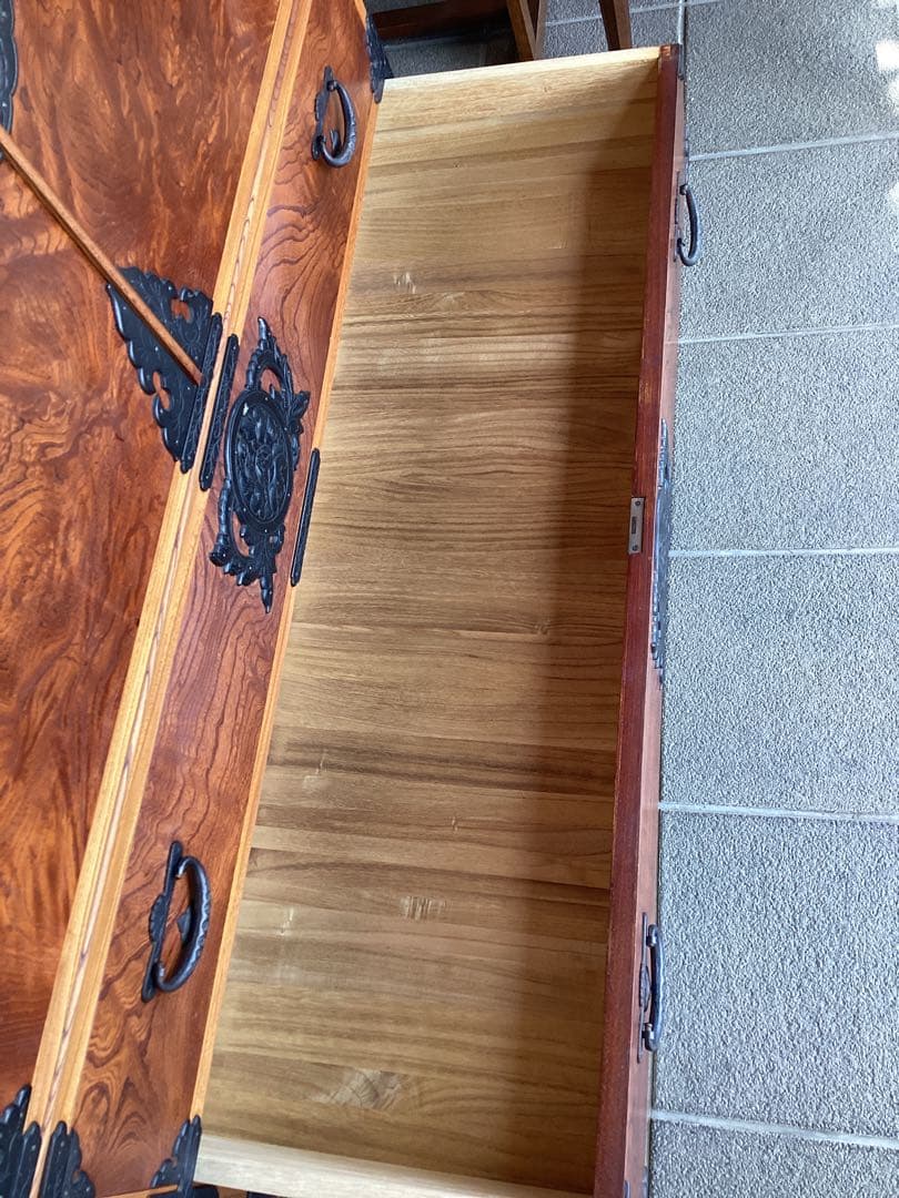 時代箪笥　民芸箪笥　装飾金具　和箪笥　欅　整理箪笥