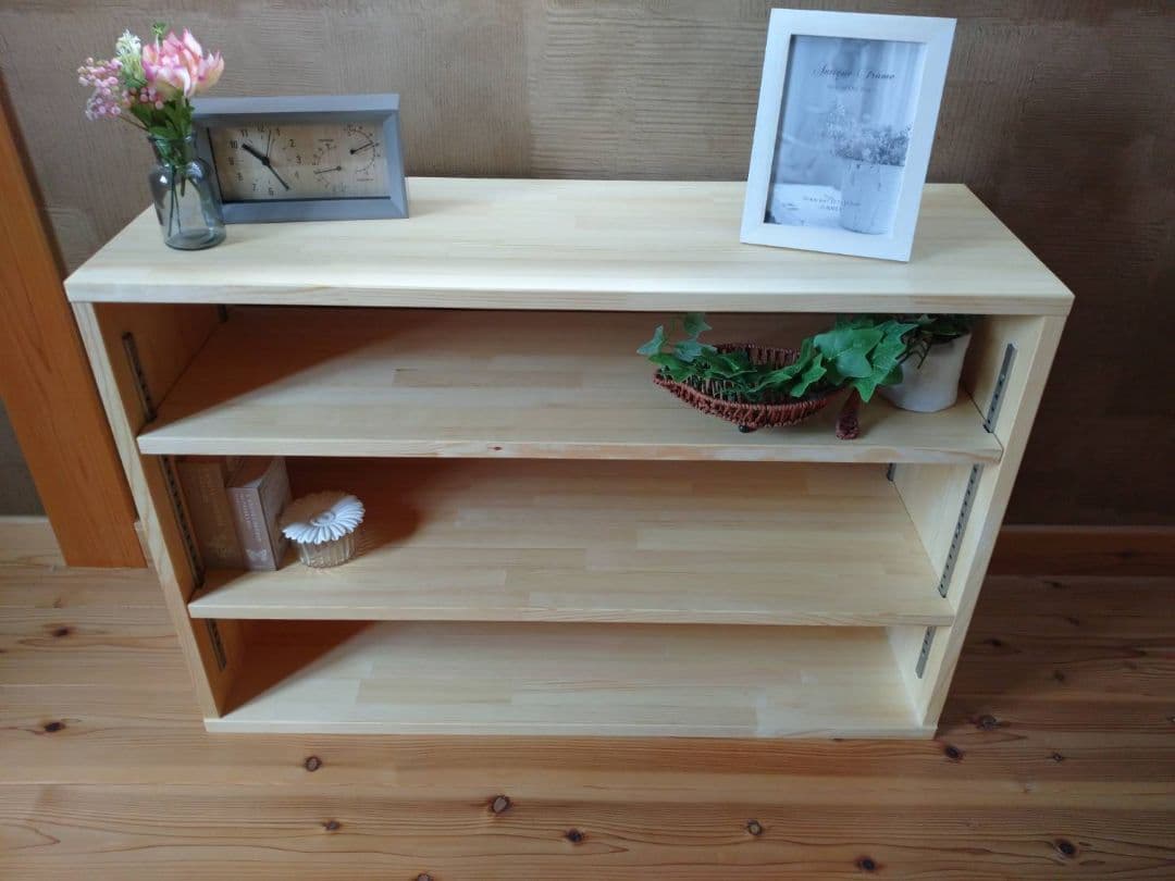 【送料無料】天然木　赤松集成材　棚板可動式　シェルフ　飾り棚　絵本棚　本棚