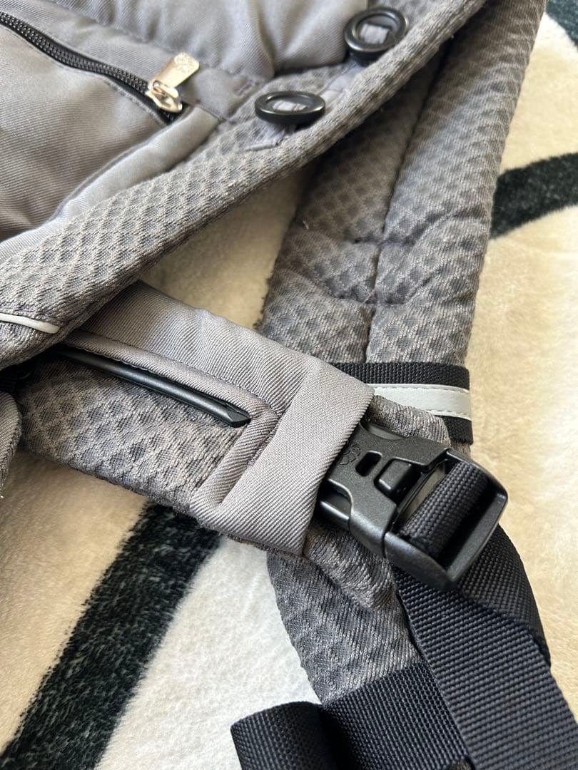 ergobaby OMNI Breeze グレー