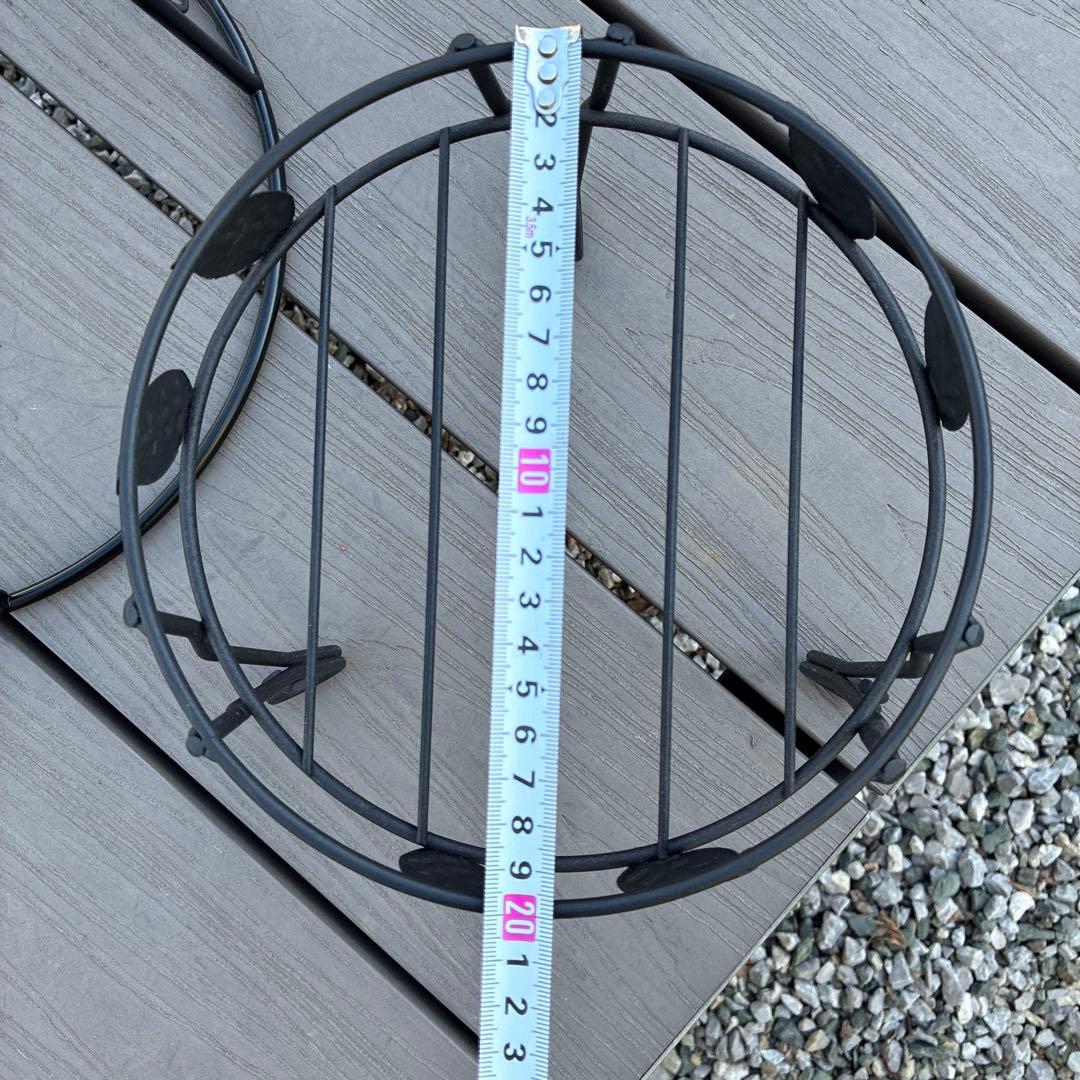 【玉もね様お取り置き】アイアン プランター台 葉のデザイン　4個セット