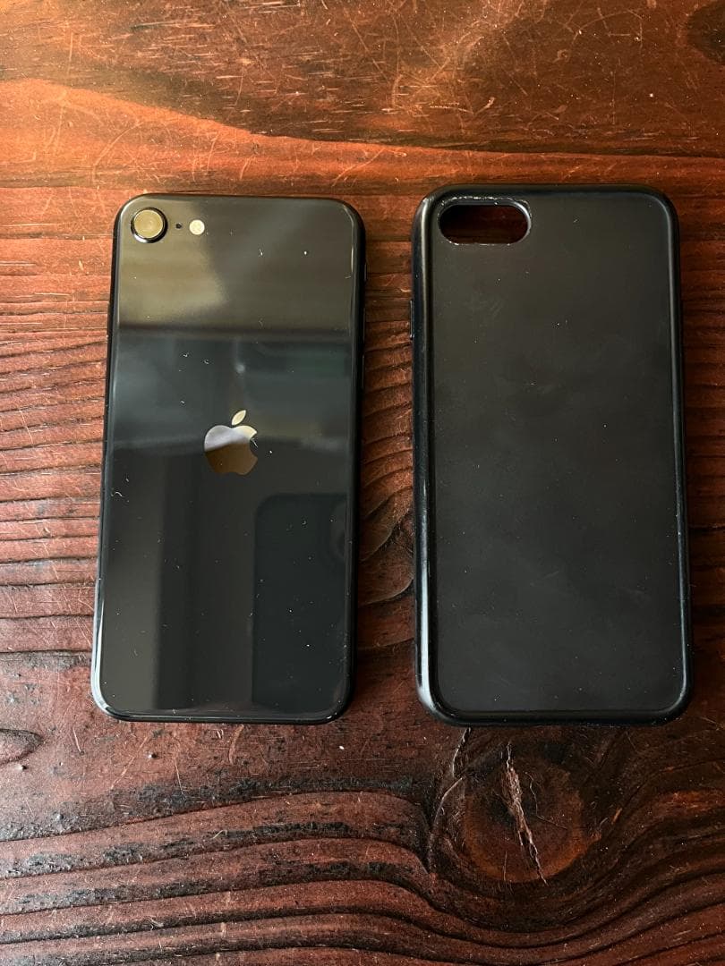 ☆Apple iPhone SE. 第2世代