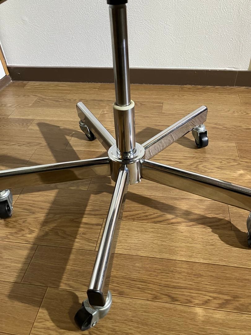 KARIMOKU カリモク家具 デスクチェア　キャスター　椅子 XS0261JS