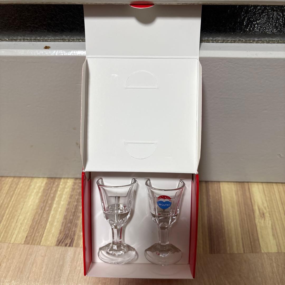 Kweichow Moutai 500ml53%貴州茅台酒マオタイミニグラス付き