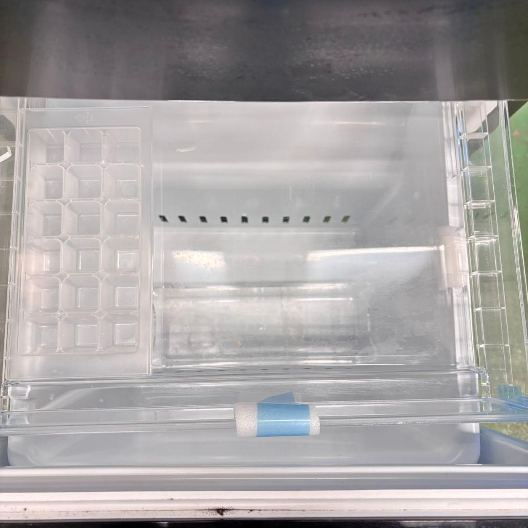 681 ヤマダセレクト　ブラック　2024年製　極美品　冷蔵庫　小型　一人暮らし