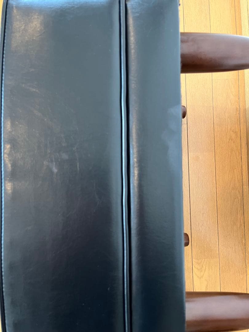 カリモク60 オットマン ブラック