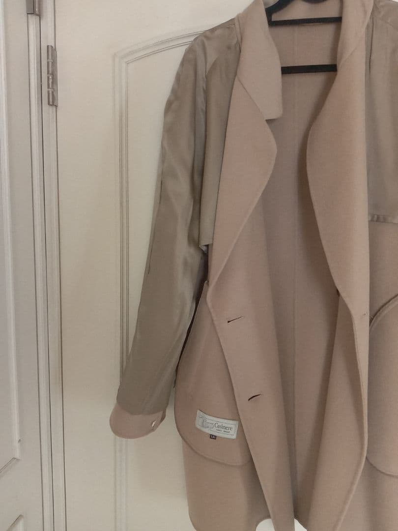 【匿名】大きいサイズカシミヤ100%ロングコートベージュダブル★バーバリー