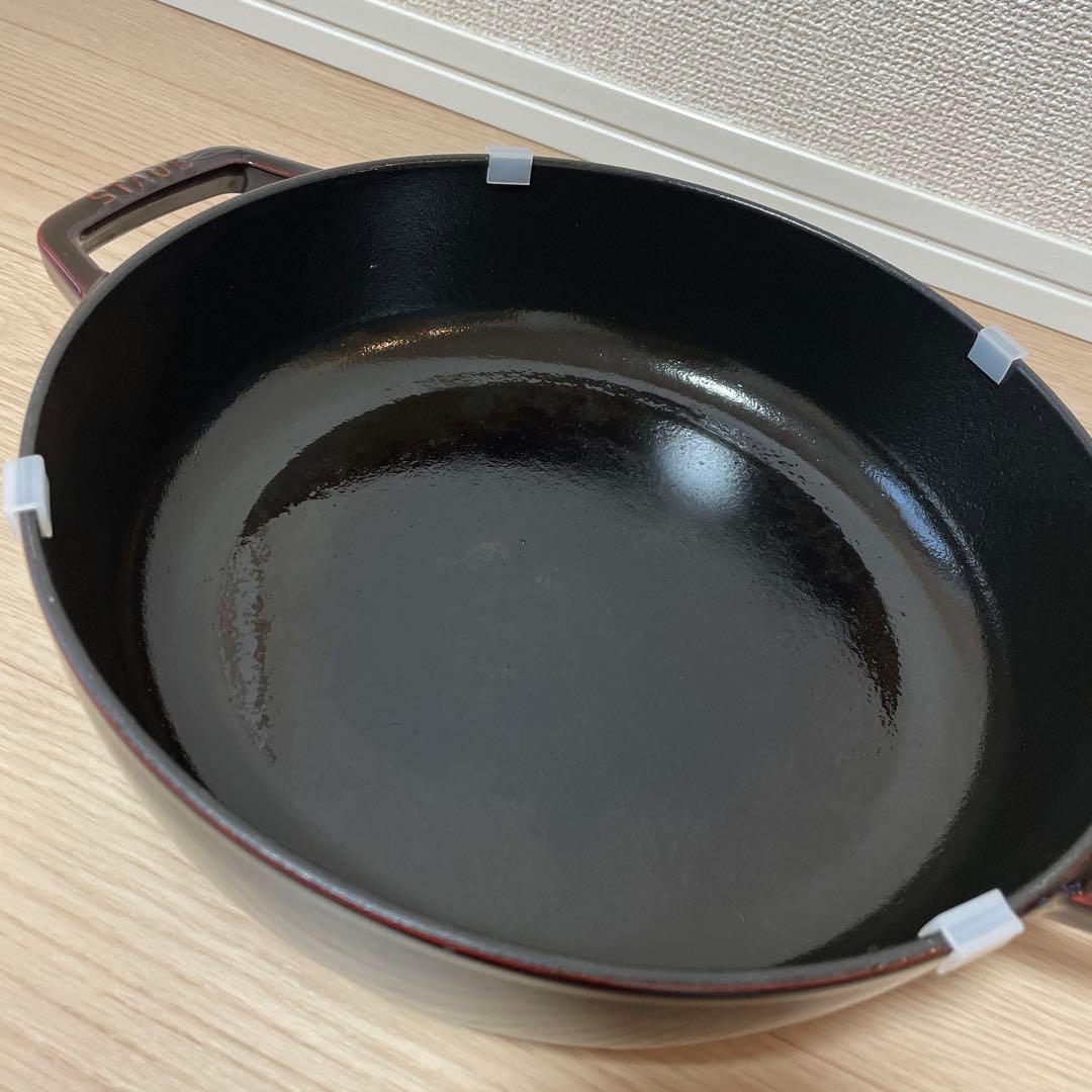 希少 STAUB ストウブ　ブレイザー ソテーパン　28cm　グレナディンレッド