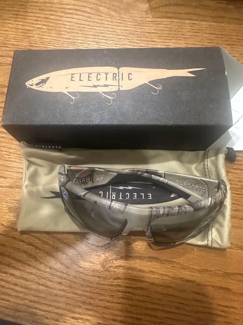 DRT ELECTRIC Mahi カモフラージュ柄　サングラス　マヒ