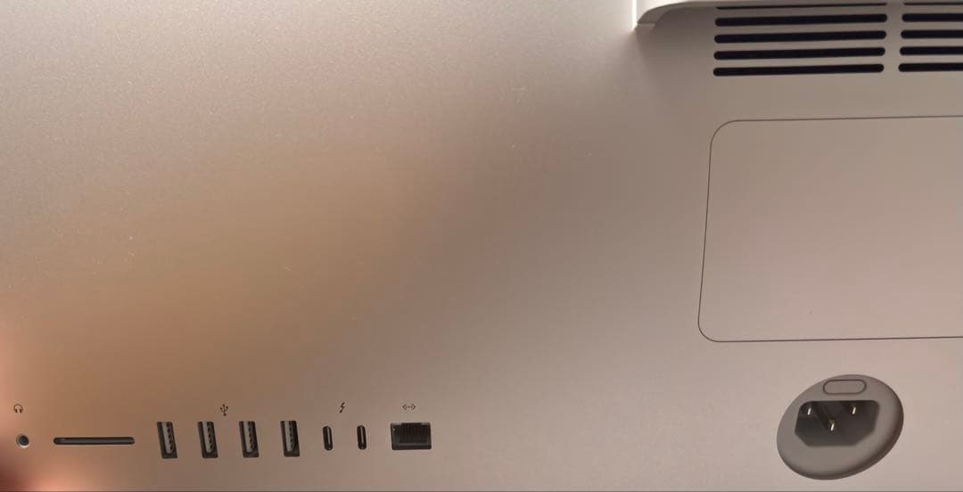 Apple iMac 27 本体Core i9 Radeon Pro 580X