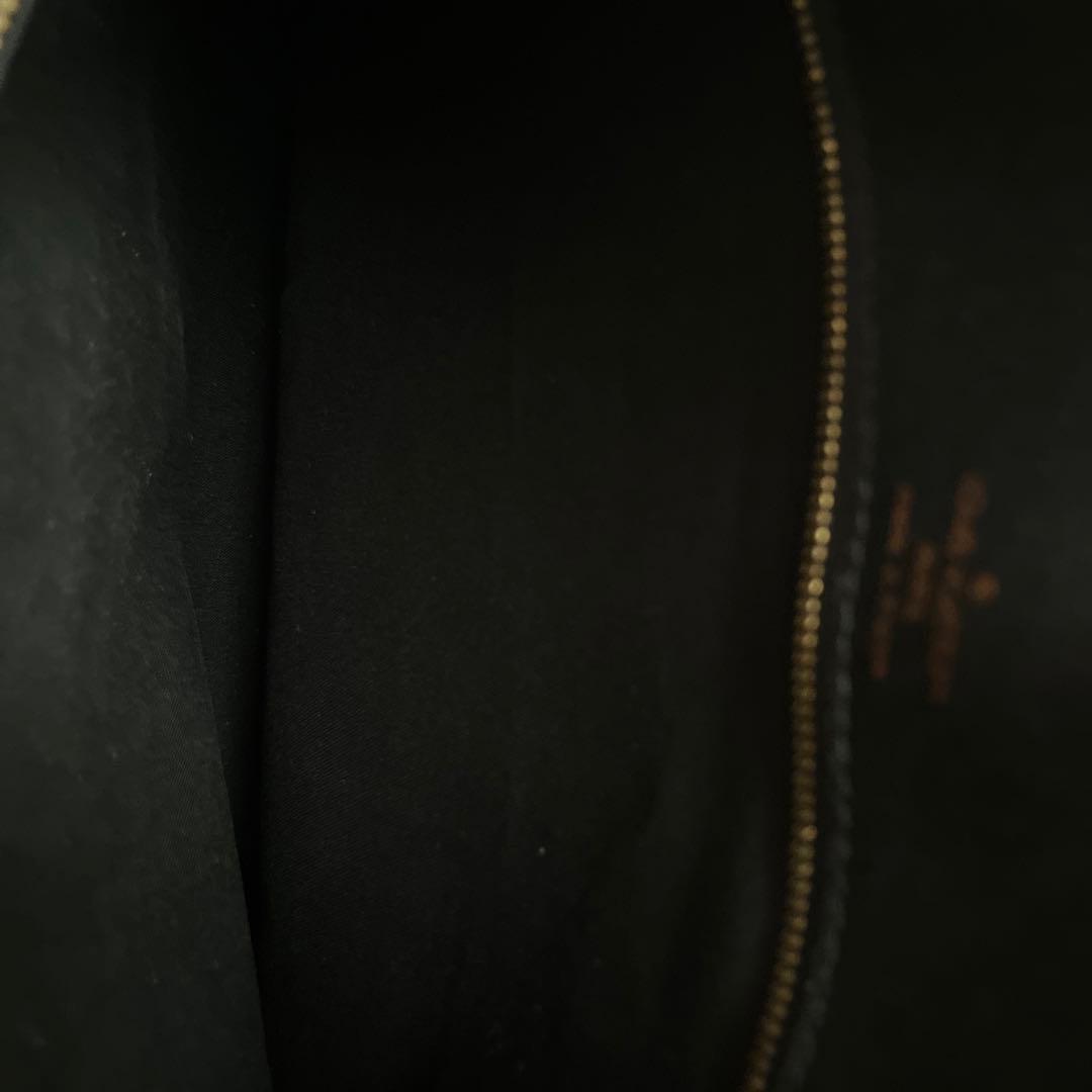 Louis Vuitton エピ ポルトドキュマン(Watchworld)