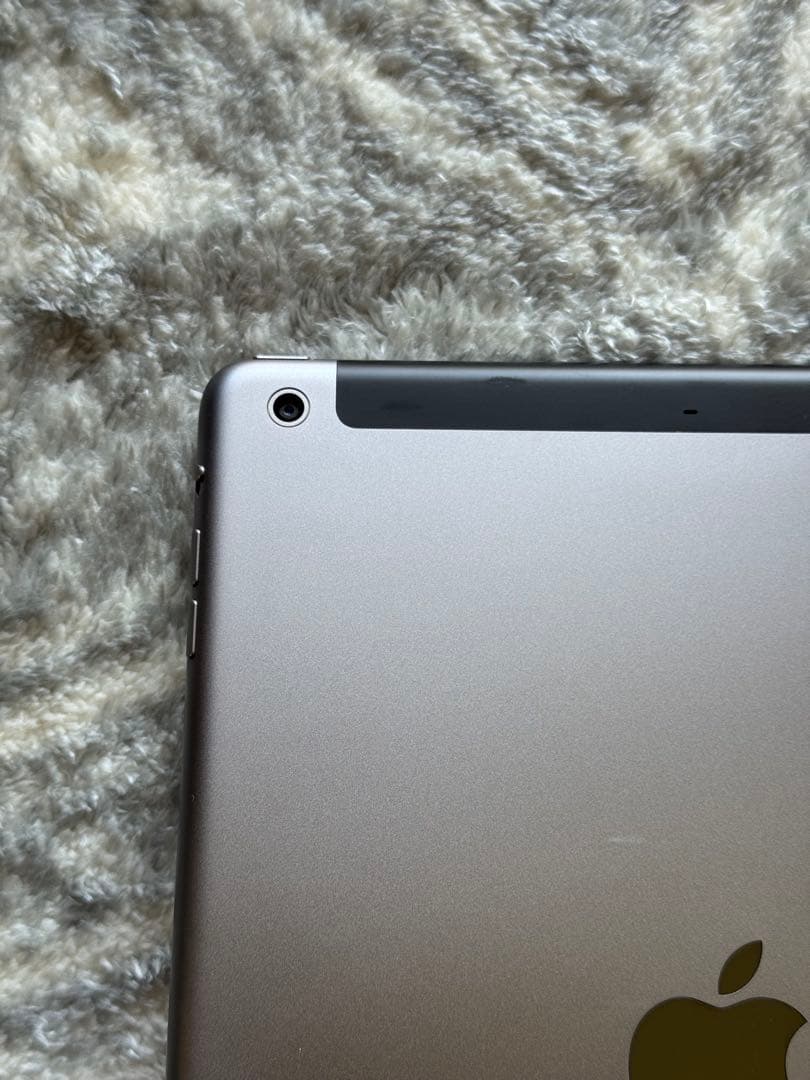 iPad Air 128GB 9.7インチ