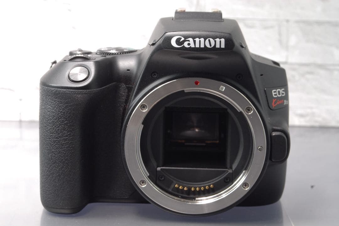 Canon EOS Kiss X10 ダブルズームキット Wi-Fi 搭載