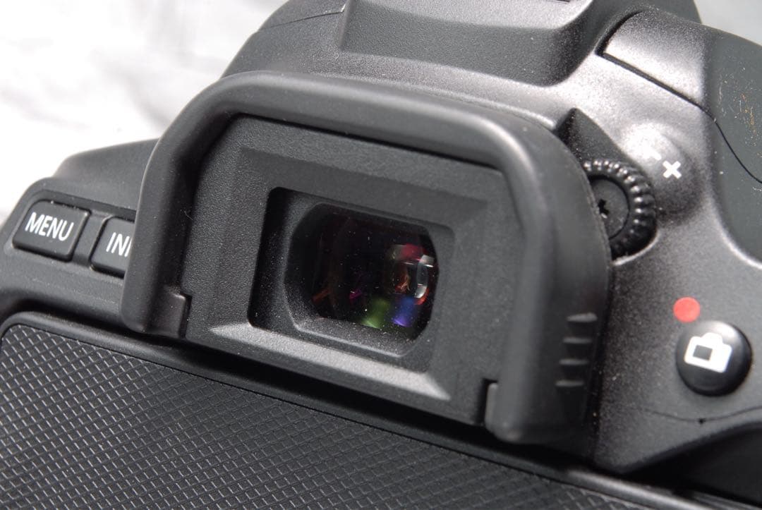 Canon EOS Kiss X10 ダブルズームキット Wi-Fi 搭載