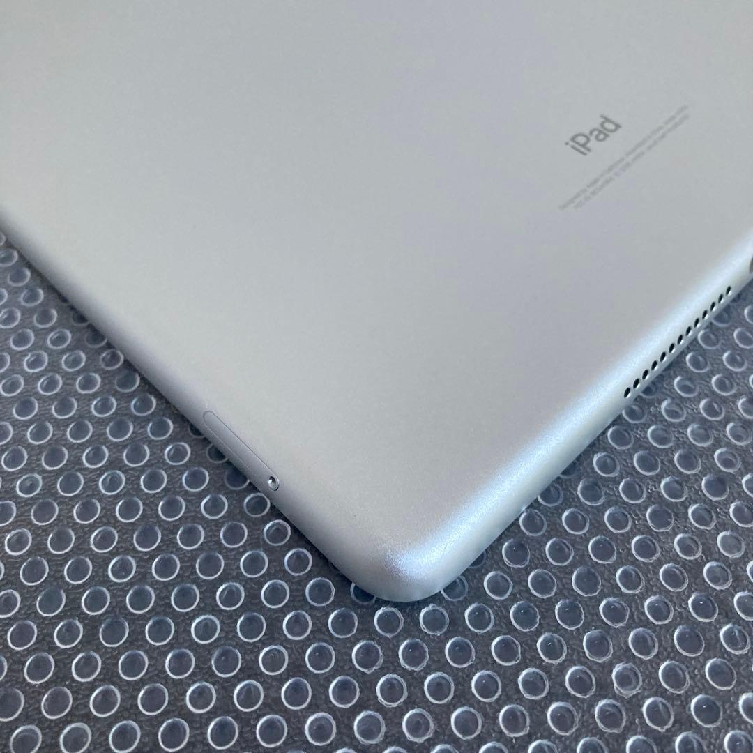 3193【早い者勝ち】美品☆電池ほぼ新品☆iPad6第6世代32GB SIMフリ