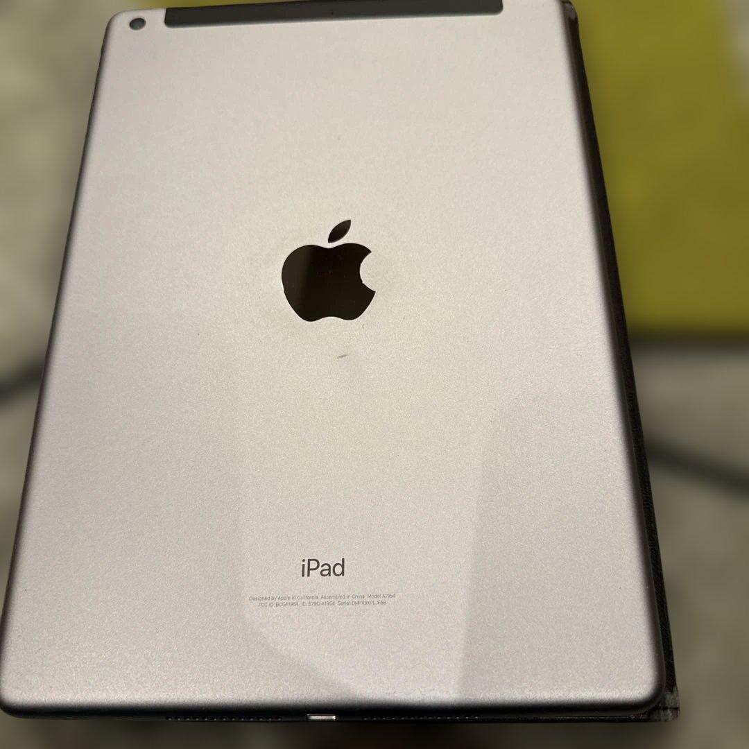 iPad6世代　32G SIMフリー 4日間値下げ