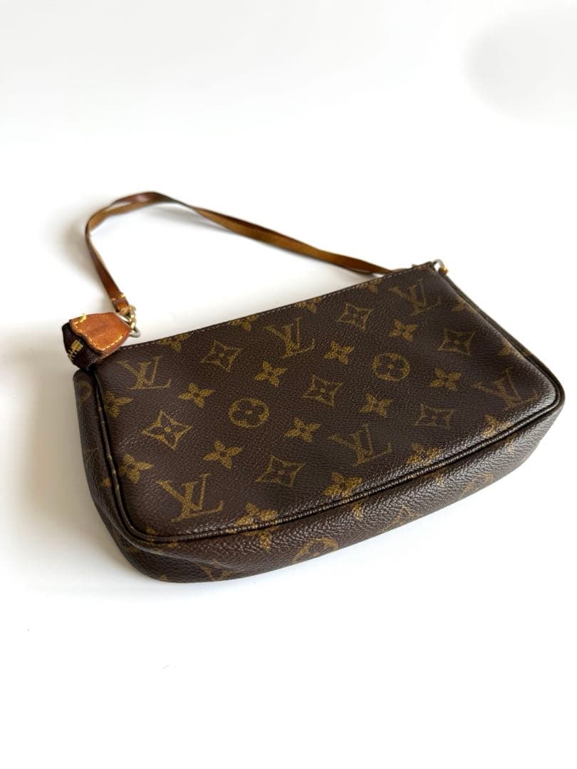 LOUIS VUITTON （ルイ・ヴィトン）ポシェット・アクセソワール