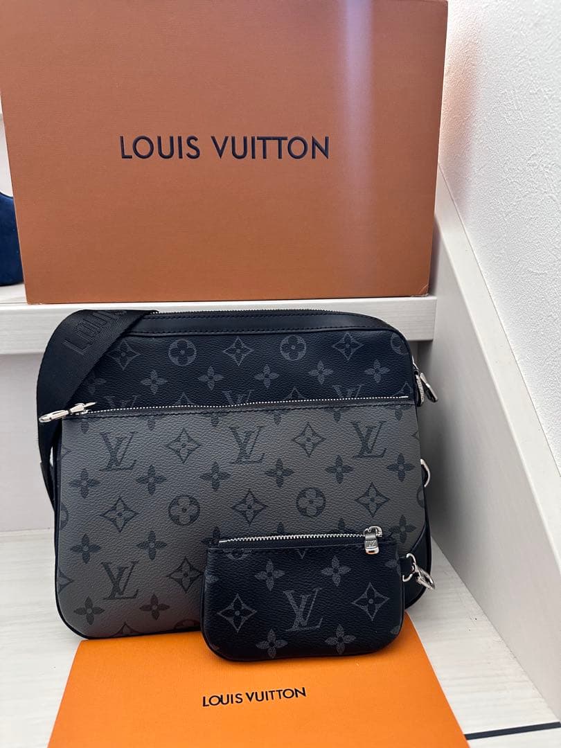 グレー ブラック ショルダーバッグ