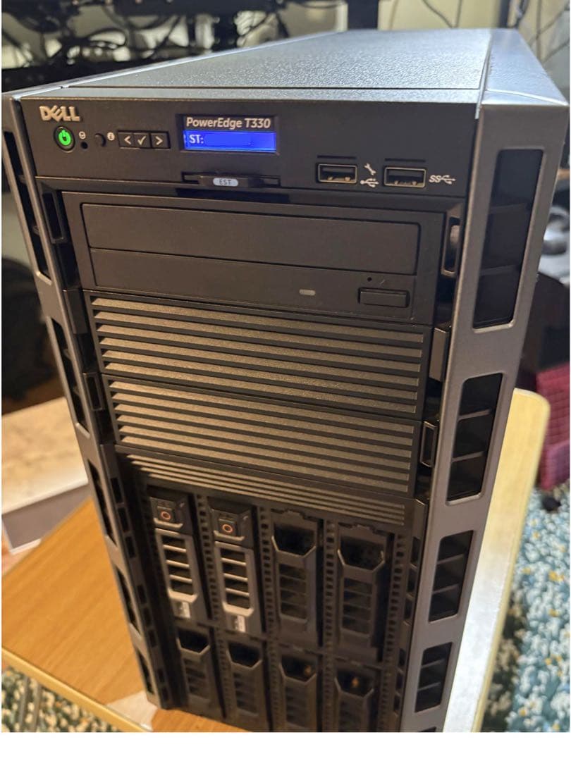 値下げ中 DELL PowerEdge T330 サーバーPC 8ベイストレージ