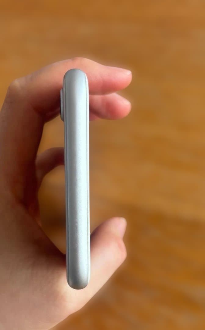 【ジャンク】iPhone 8　64GB　ホワイト　SIMフリー