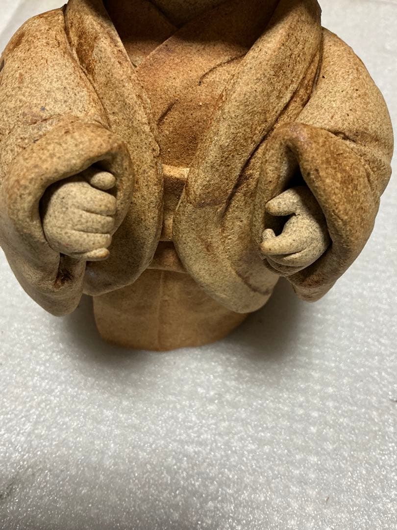 陶器製人形・「桃湖」作者不明？【高さ／18cm】。