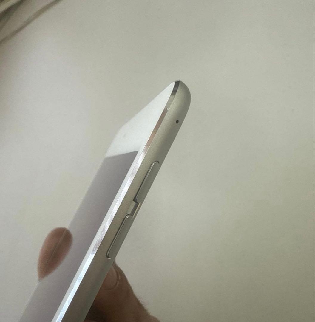 【美品】iPad mini4 128GB シルバー