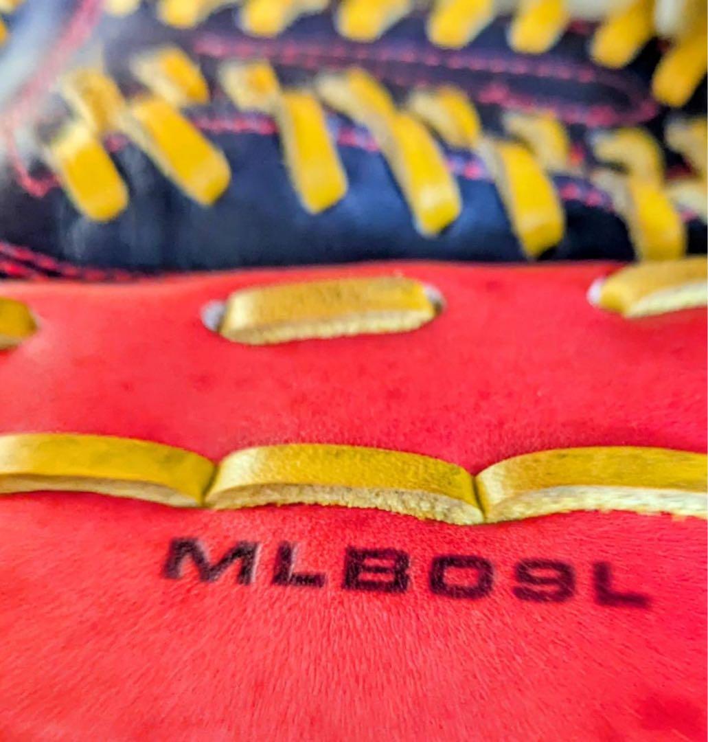 Wilson　ウイルソン　MLB限定グローブ（未使用ですがクスミ等有り)限定値下
