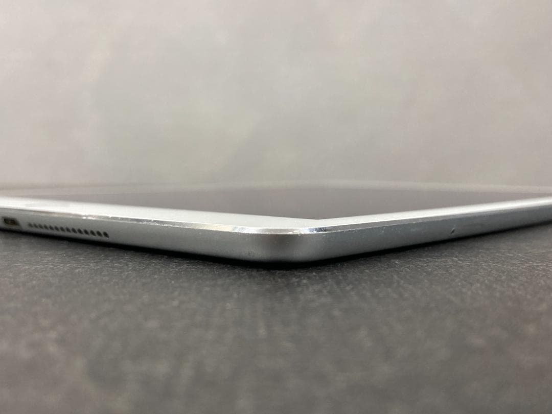 iPad Air 2 Wi-Fi+Cellular 64GB SIMフリー