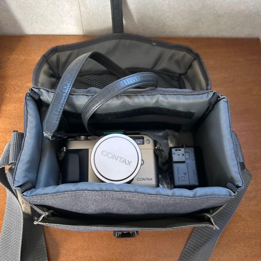 CONTAX G1 Planar 2 45 フード付き