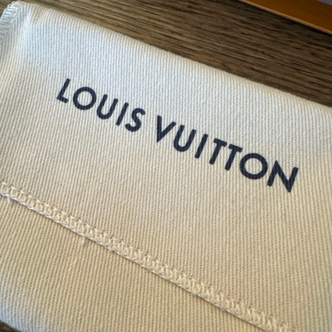 極美品 鑑定OK! LOUIS VUITTON 名刺入れ エピ 未使用 正規品