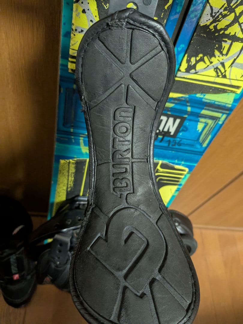 バートン　ジュニア向け　スノーボード・ビンディング・ブーツ・ケース４点セット