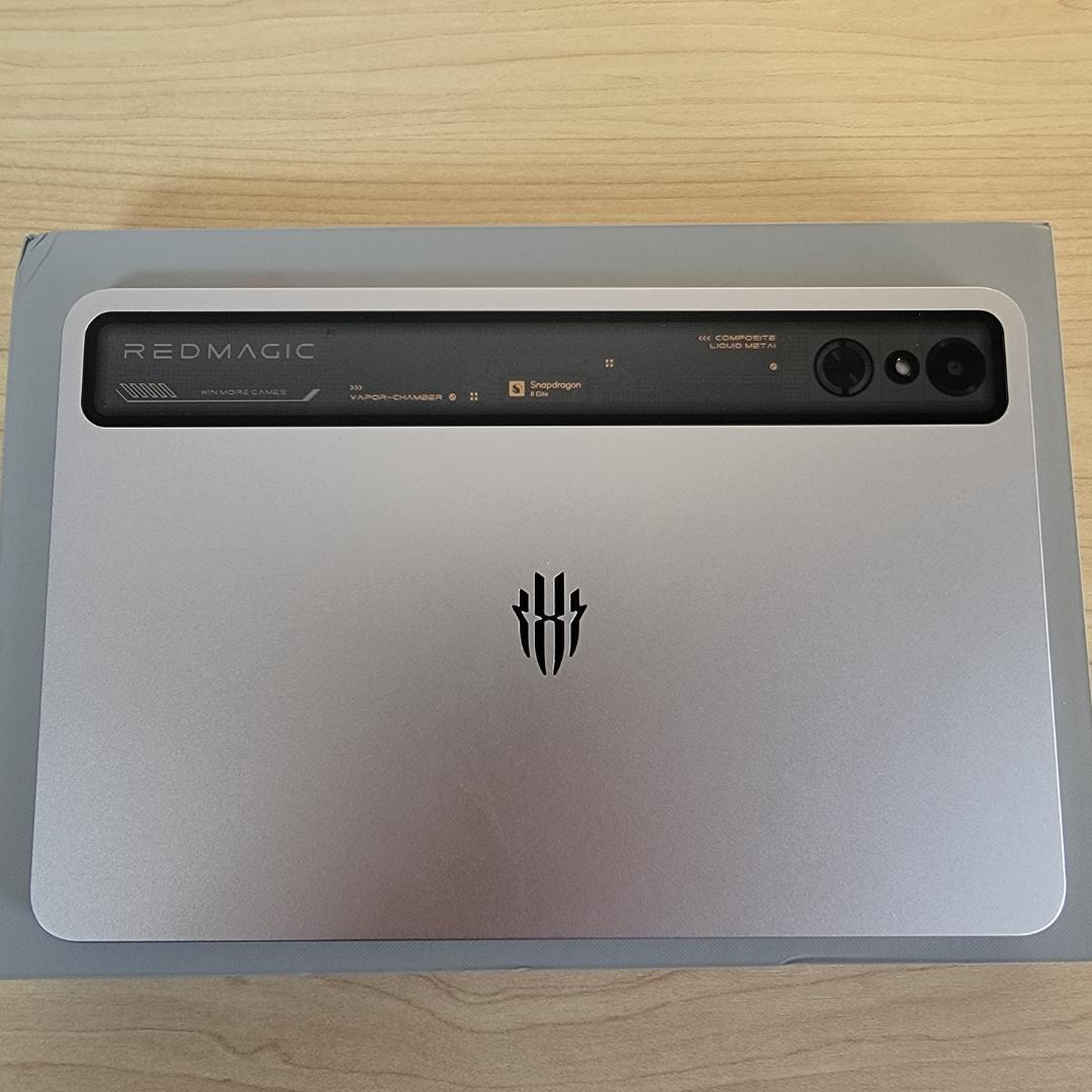 【ほぼ新品】REDMAGIC Astra 16GB/512GB