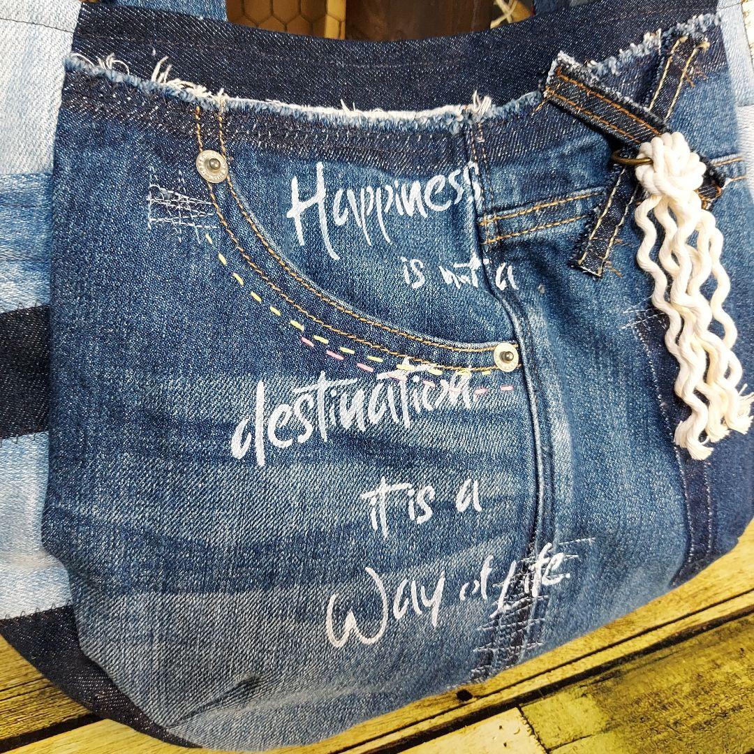 刺繍デニムバック　 No.642　デニムリメイク　サイドポケット　刺繍バック