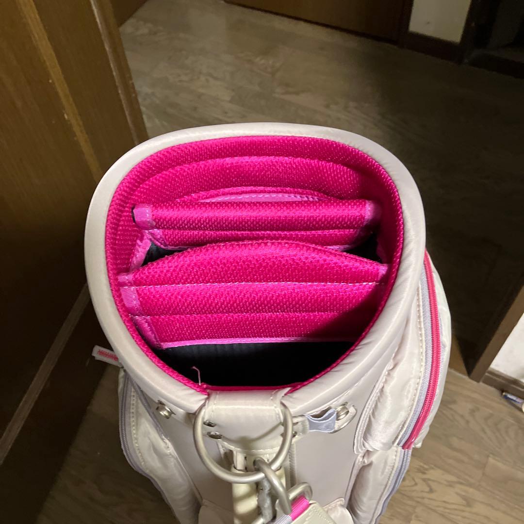 キャロウェイ　ゴルフキャディバッグ ベージュとピンク