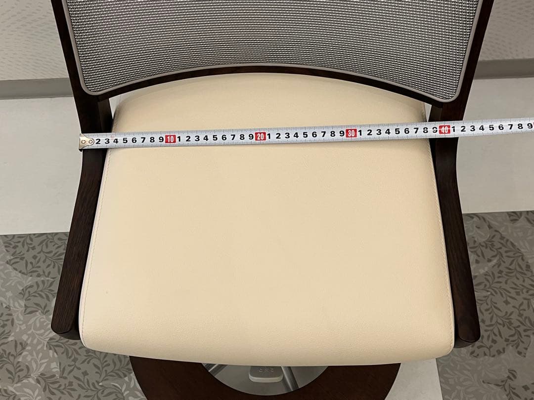 ♦️カリモク デスクチェア♦️高さ調整・回転可能