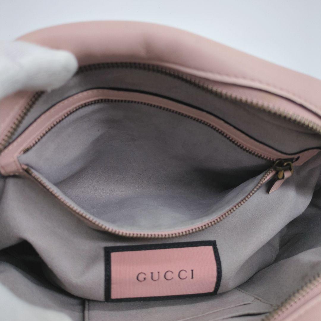 【入手困難・美品】グッチ☆チェーンショルダー ゴースト GGマーモント レザー